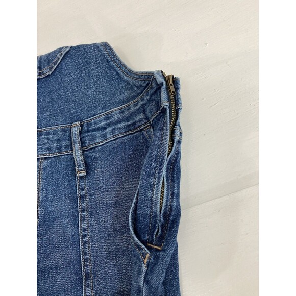 Old Navy Women’s 8 Blue Denim Overalls Straight Leg Adjustable Straps Casual - Picture 6 of 13